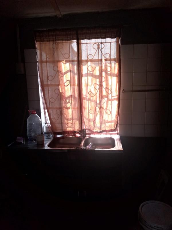 2 Bedroom Property for Sale in Kalksteenfontein Western Cape
